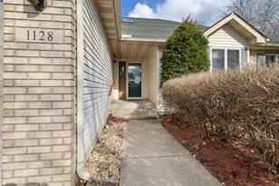 1128 Country Club Dr, Crown Point, IN 46307 - Photo 3