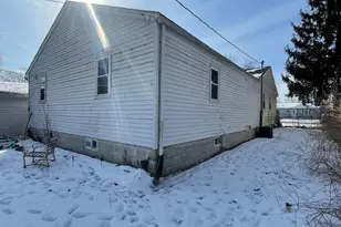 332 Maple St, Crown Point, IN 46307 - Photo 29