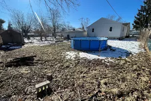 332 Maple St, Crown Point, IN 46307 - Photo 35