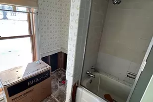 2001 W 64th Pl, Merrillville, IN 46410 - Photo 21