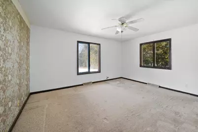 285 N 600 W, Valparaiso, IN 46385 - Photo 11