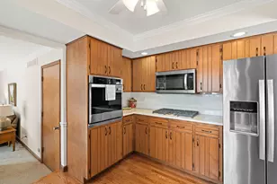 8423 Harrison Ave, Munster, IN 46321 - Photo 15