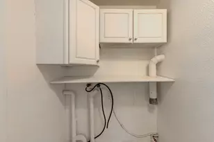 8022 Sycamore Ave, Highland, IN 46322 - Photo 13