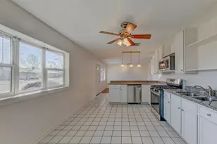 8022 Sycamore Ave, Highland, IN 46322 - Photo 7