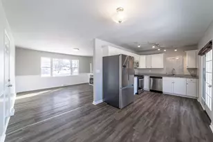 215 Crestwood Dr, Michigan City, IN 46360 - Photo 9