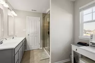 13333 Sky Dr, Dyer, IN 46311 - Photo 11