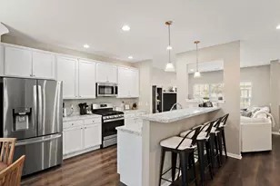 1062 E 115th Ct, Crown Point, IN 46307 - Photo 7