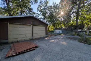 400 S Liberty St, Hobart, IN 46342 - Photo 3