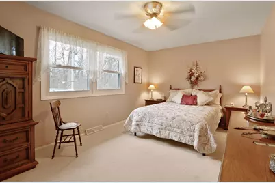 2930 Crabapple Lane, Hobart, IN 46342 - Photo 11