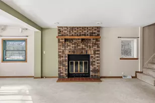 512 Hill St, La Porte, IN 46350 - Photo 9