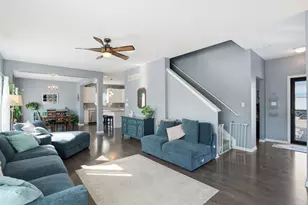 13209 Roosevelt Pl, Crown Point, IN 46307 - Photo 3