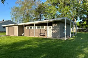 1229 State St, Hobart, IN 46342 - Photo 1