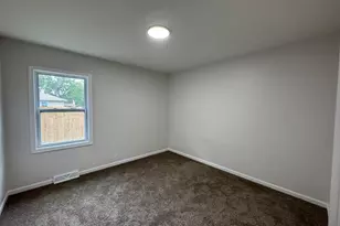 1427 Austin Ave, Schererville, IN 46375 - Photo 17