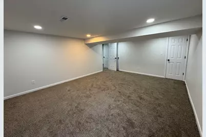 1427 Austin Avenue, Schererville, IN 46375 - Photo 21