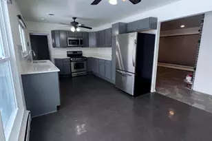 824 W 56th Pl, Merrillville, IN 46410 - Photo 5