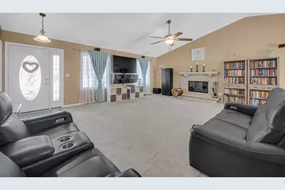 2545 Tulip Lane, Hobart, IN 46342 - Photo 3