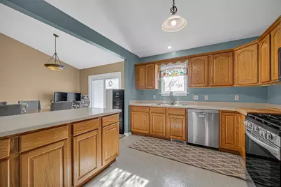 2545 Tulip Lane, Hobart, IN 46342 - Photo 7