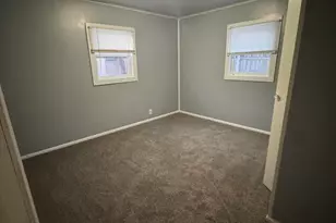 722 N Carroll Ave, Michigan City, IN 46360 - Photo 9