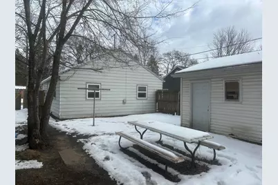 722 N Carroll Avenue, Michigan City, IN 46360 - Photo 3