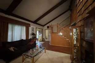 3605 W Pettigrew Dr, Muncie, IN 47304 - Photo 3