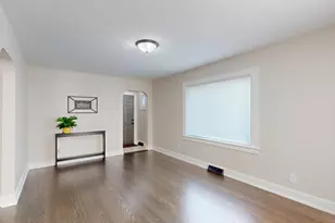 2310 W 73rd Ave, Merrillville, IN 46410 - Photo 9