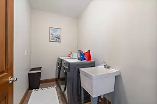 2605 Nottingham Dr, Valparaiso, IN 46383 - Photo 21