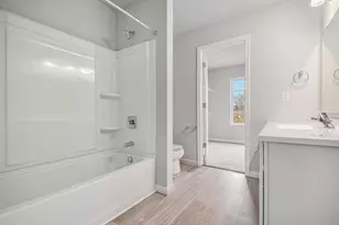 123 Mayfield Dr, Michigan City, IN 46360 - Photo 7