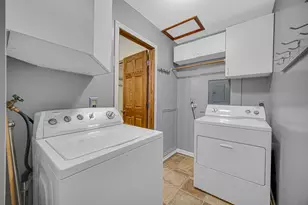 9410 Farmer Dr, Highland, IN 46322 - Photo 15