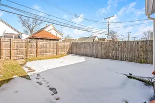 1111 Truman St, Hammond, IN 46320 - Photo 17