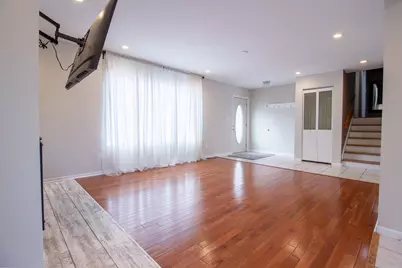 795 W 350 N, Hobart, IN 46342 - Photo 3