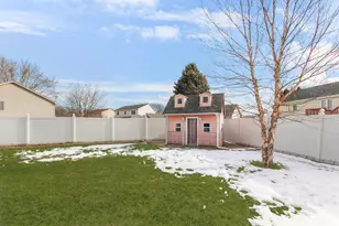 1691 Ruby Ct, Hobart, IN 46342 - Photo 23