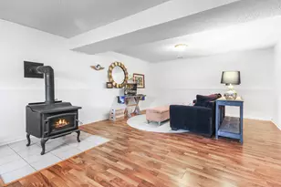 1691 Ruby Ct, Hobart, IN 46342 - Photo 17