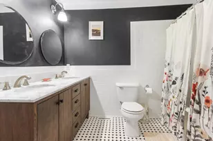 1691 Ruby Ct, Hobart, IN 46342 - Photo 15