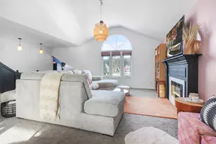 1691 Ruby Ct, Hobart, IN 46342 - Photo 7