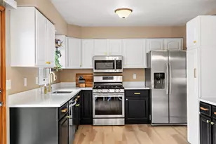 2164 Terrace Dr, Highland, IN 46322 - Photo 9