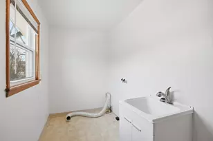 437 Fairview Ave, Crown Point, IN 46307 - Photo 11