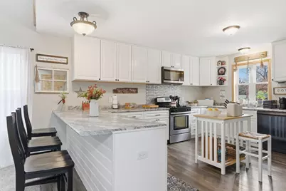 9960 Wildwood Place, Demotte, IN 46310 - Photo 13