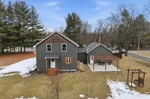 9960 Wildwood Pl, Demotte, IN 46310 - Photo 5