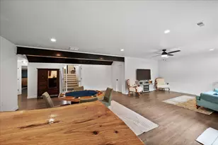 8183 Old Oak Dr, Demotte, IN 46310 - Photo 43