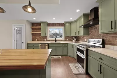 8183 Old Oak Drive, Demotte, IN 46310 - Photo 13