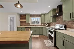 8183 Old Oak Dr, Demotte, IN 46310 - Photo 13