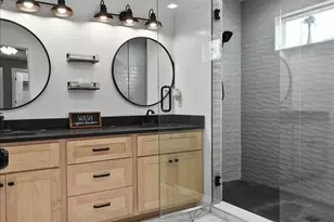 8183 Old Oak Dr, Demotte, IN 46310 - Photo 27