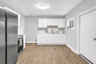 515 S Indiana St, Hobart, IN 46342 - Photo 5