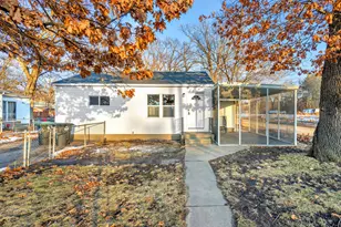 515 S Indiana St, Hobart, IN 46342 - Photo 1