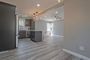 845 Floyd St, Gary, IN 46403 - Photo 11