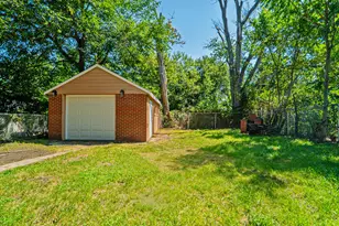 845 Floyd St, Gary, IN 46403 - Photo 27