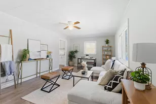 202 Northview Dr, Valparaiso, IN 46383 - Photo 3