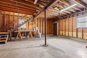 109 Elmwood Pl, Crown Point, IN 46307 - Photo 39