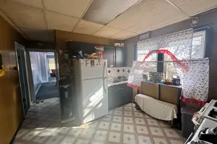 4732 Euclid Ave, East Chicago, IN 46312 - Photo 9