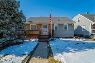 622 N Lafayette St, Griffith, IN 46319 - Photo 1